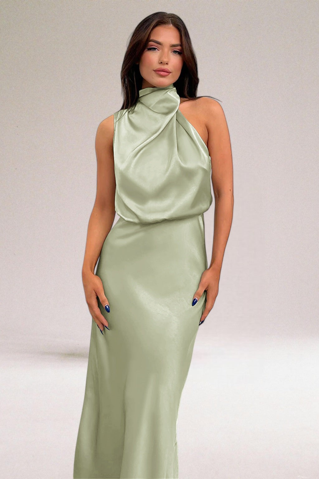 Women’s Halter Neck Elegant Dress – Giselle Luminous Formal Evening Gown