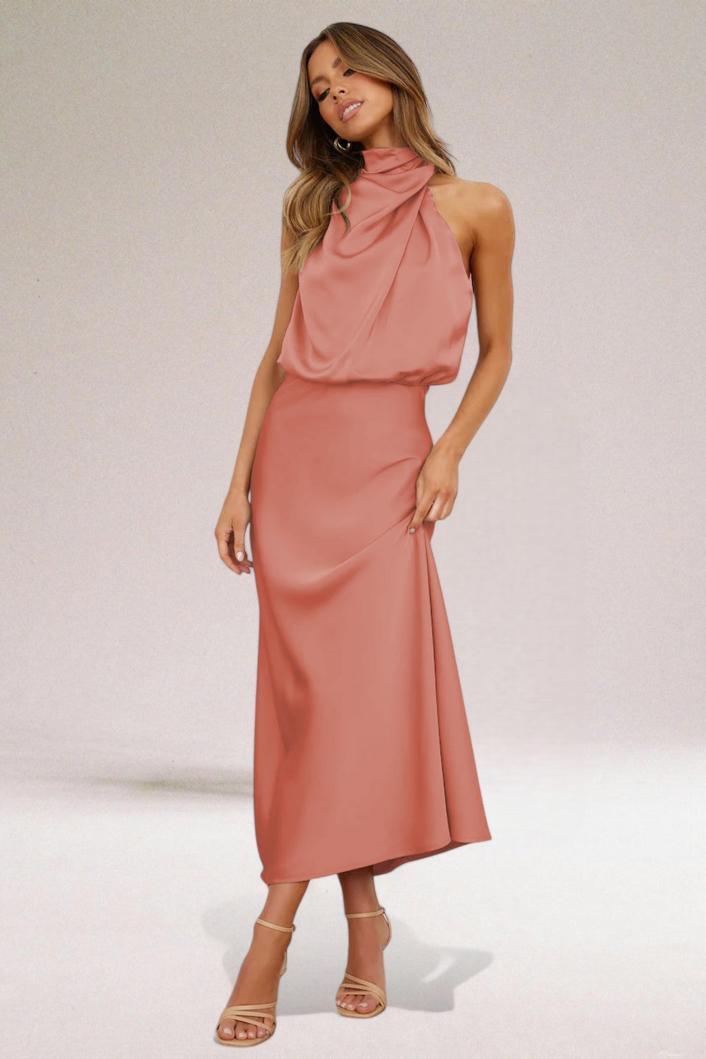 Women’s Halter Neck Elegant Dress – Giselle Luminous Formal Evening Gown