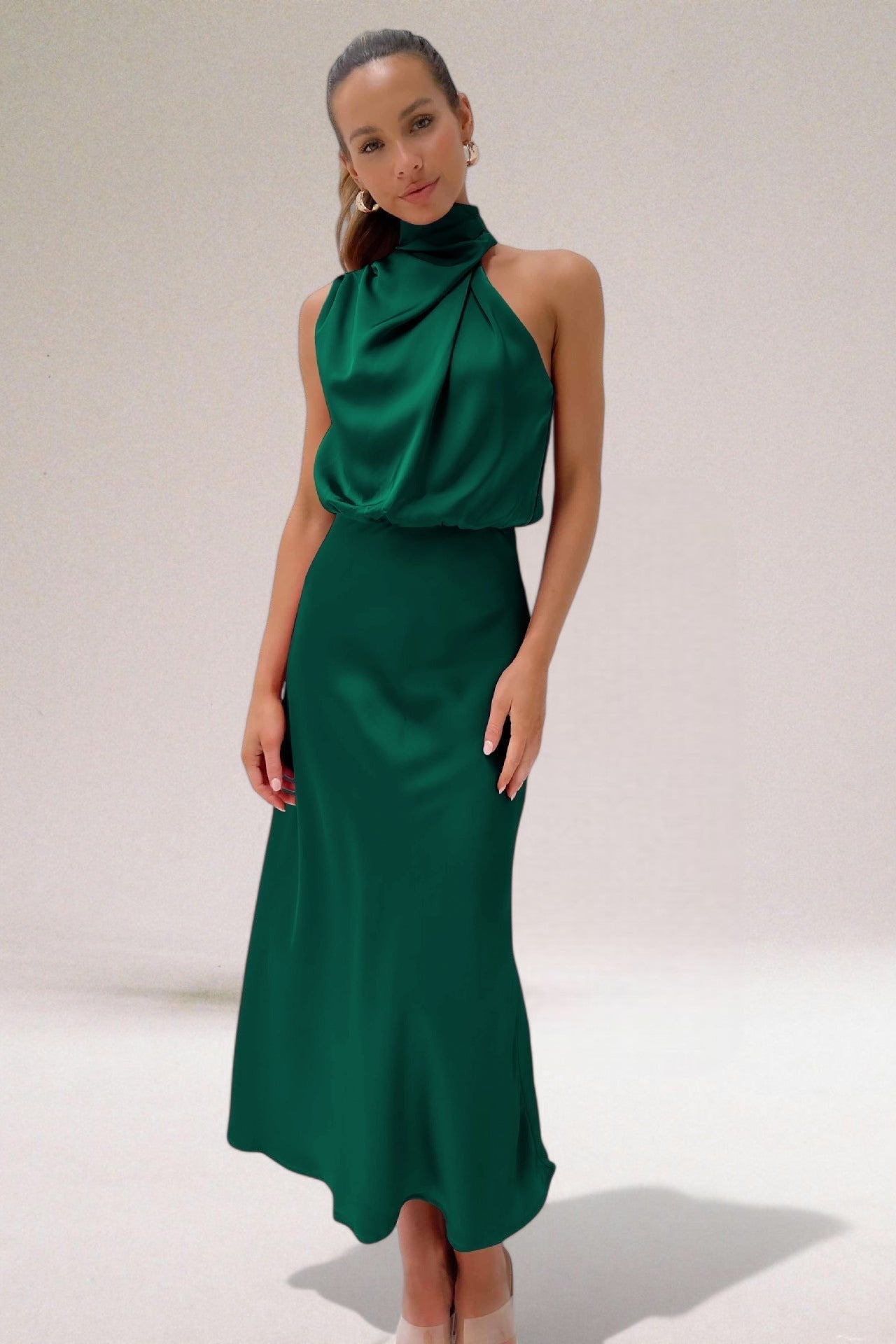 Women’s Halter Neck Elegant Dress – Giselle Luminous Formal Evening Gown